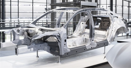 輕量化,全鋁車身,輕量化 鋁制發動機,鋁制散熱器,全鋁車身